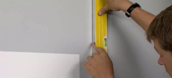 Lige tapet - bruge vaterpas eller tapetlod