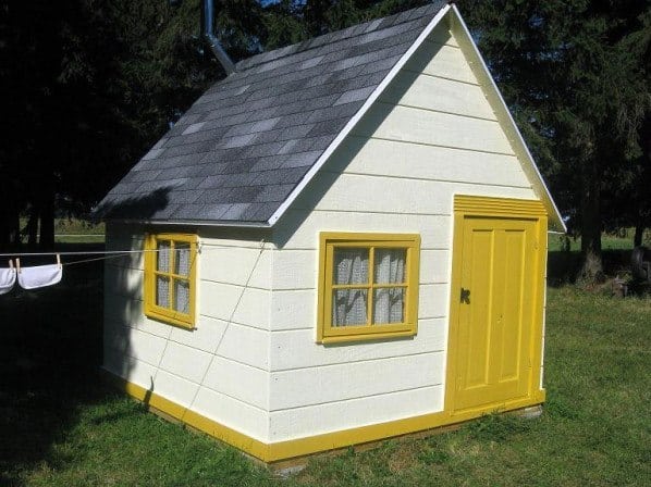 mal legehuset i flotte farver